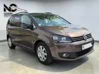Gebraucht VW Touran Match 105 PS (77 kW) 2013 Braun Van / Kleinbus