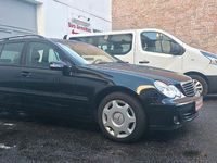 Gebraucht Mercedes C200 163 PS (119 kW) 2006 Blau Kombi