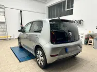 Gebraucht VW e-up! 60 kW (82 PS) 2017 Weiß Kleinwagen