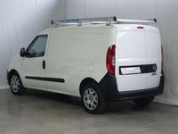 Gebraucht Fiat Doblò 95 PS (69 kW) 2017 Weiß Van / Kleinbus