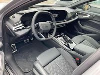 Neu Audi S5 Exclusive 367 PS (269 kW) 2026 Grau metallic Kombi