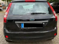 Gebraucht Ford Fiesta 60 PS (44 kW) 2006 Schwarz Kleinwagen