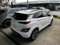 gebraucht Hyundai Kona EV 64 kWh Trend Navi Glasdach Navi CarPlay Klimaa. SHZ