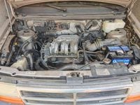 Gebraucht Chrysler Voyager 150 PS (110 kW) 1991 Silber Van / Kleinbus