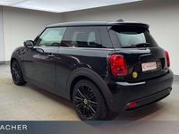 Gebraucht Mini Cooper Coupé Classic 135 kW (184 PS) 2023 Midnight black metallic Coupé