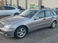 Gebraucht Mercedes C200 Classic 122 PS (89 kW) 2005 Silber Limousine