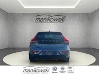 Gebraucht Volvo V40 Momentum 152 PS (111 kW) 2019 Grau Kombi