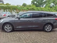 Gebraucht Ford Focus Cool & Connect 125 PS (91 kW) 2018 Grau Limousine