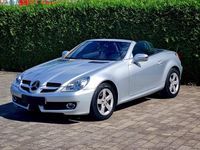 Gebraucht Mercedes SLK200 184 PS (135 kW) 2010 Silber Cabrio