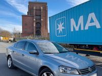 Gebraucht VW Passat 160 PS (117 kW) 2013 Grau Limousine
