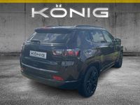 Usado Jeep Compass 239 HP (175 kW) 2022 Preto SUV