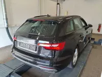Gebraucht Audi A4 Advanced Plus 136 PS (100 kW) 2021 Mythosschwarz metallic Kombi
