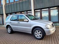 Gebraucht Mercedes ML500 292 PS (214 kW) 2002 Grau SUV
