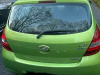 Gebraucht Hyundai i20 90 PS (66 kW) 2011 Grün Kleinwagen