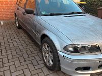 Gebraucht BMW 320 150 PS (110 kW) 2000 Silber Kombi