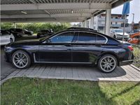 gebraucht BMW 750 d xDrive, Park-Ass+, Driv Ass Prof, Navi, HuD, Las