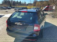 Gebraucht Skoda Octavia Ambiente 140 PS (102 kW) 2011 Schwarz Kombi