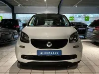 Używany Smart ForFour Basis 71 KM (52 kW) 2019 Biały Hatchback
