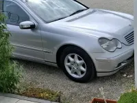 Second-hand Mercedes C220 Elegance 143 CP (105 kW) 2001 Argintiu Berlinǎ