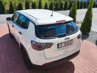 Gebraucht Jeep Compass Sport 140 PS (102 kW) 2019 Weiß SUV