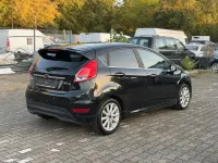 Gebraucht Ford Fiesta Titanium 125 PS (91 kW) 2015 Schwarz Kleinwagen