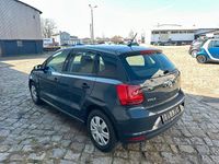 Gebraucht VW Polo Trendline 60 PS (44 kW) 2016 Grau Limousine