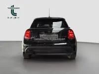 Używany Mini Cooper Classic 136 KM (100 kW) 2023 Czarny Hatchback