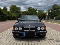 Gebraucht BMW 750 299 PS (219 kW) 1990 Schwarz Limousine