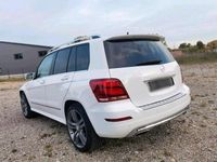 Gebraucht Mercedes GLK250 204 PS (150 kW) 2012 Weiß SUV