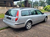 Używany Ford Mondeo Ghia 116 KM (85 kW) 2003 Srebrny Sedan/Limuzyna