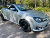 Gebraucht Opel Tigra 125 PS (91 kW) 2004 Silber Cabrio