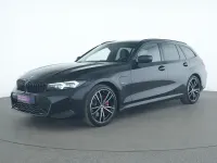 Gebraucht BMW 330e M Sport 292 PS (214 kW) 2023 Black sapphire Limousine
