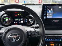 Gebraucht Toyota Yaris Hybrid Style 116 PS (85 kW) 2021 Weiß Kleinwagen