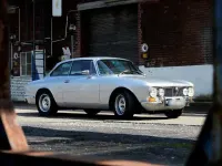 Gebraucht Alfa Romeo 2000 131 PS (96 kW) 1975 Silber Coupé