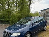 Usado VW Passat 140 HP (102 kW) 2007 Azul Sedan