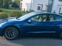 Gebraucht Tesla Model 3 RWD 208 kW (283 PS) 2023 Blau Limousine