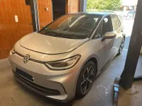 Gebraucht VW ID.3 Pro 150 kW (204 PS) 2024 Silber Kleinwagen