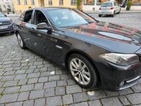 Gebraucht BMW 520 190 PS (139 kW) 2016 Grau Limousine