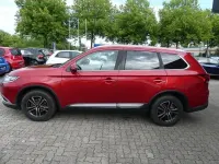 Gebraucht Mitsubishi Outlander Edition 150 PS (110 kW) 2018 Rot SUV