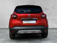 Gebraucht Renault Captur Collection 131 PS (96 kW) 2019 Rot SUV