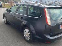 Second-hand Ford Focus 109 CP (80 kW) 2009 Negru Break