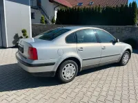 Gebraucht VW Passat 90 PS (66 kW) 1997 Silber Limousine