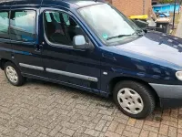 Gebraucht Citroën Berlingo 108 PS (79 kW) 2001 Blau Van / Kleinbus