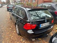 Gebraucht BMW 316 116 PS (85 kW) 2011 Schwarz Kombi
