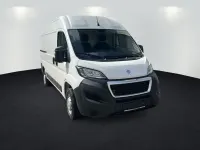 Gebraucht Peugeot Boxer 120 PS (88 kW) 2023 Weiss icy Van