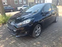 Gebraucht Ford Fiesta Trend 101 PS (74 kW) 2014 Schwarz Kleinwagen