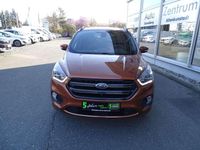 Second-hand Ford Kuga ST-Line 182 CP (133 kW) 2017 Maro SUV
