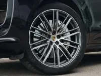 Gebraucht Porsche Macan Turbo Sport 441 PS (324 kW) 2020 Schwarz SUV