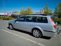 Gebraucht Ford Mondeo 125 PS (91 kW) 2006 Grau Kombi