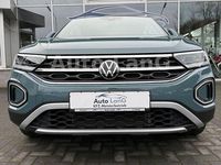 Gebraucht VW T-Roc Cabriolet Move 110 PS (80 kW) 2023 Blau Cabrio